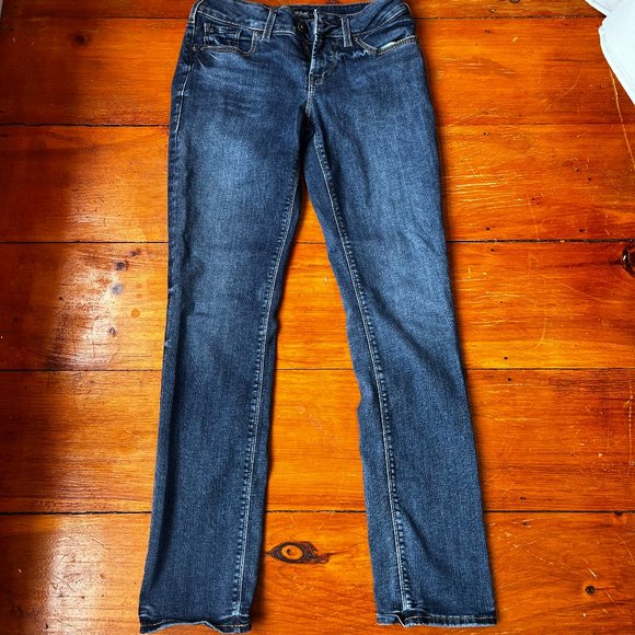 Silver Jeans Denim - Silver Suki Straight Legged Jeans